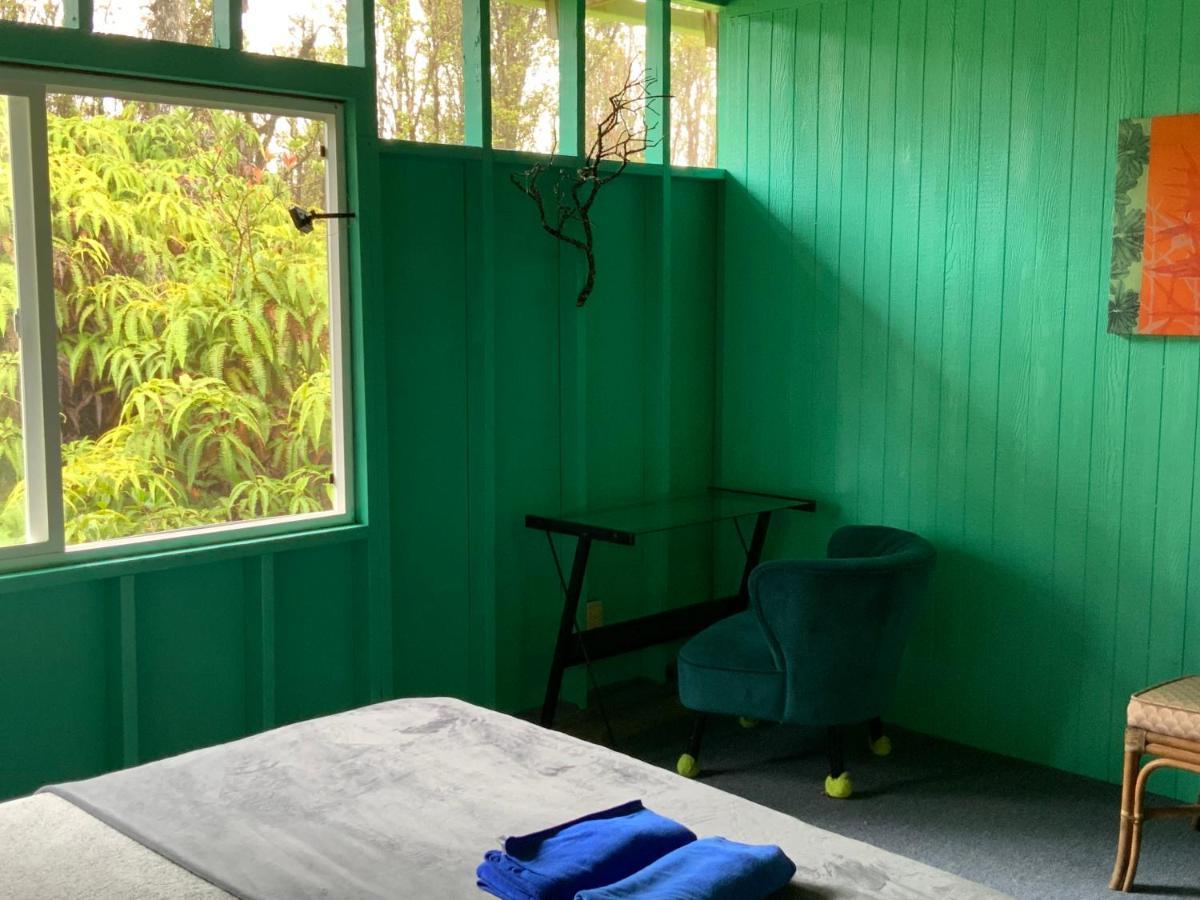 Simple Rustic Studio Deluxe Bed In Tropical Fruits Garden Hotell Mountain View Eksteriør bilde